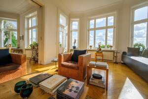 Villa mit Elbblick, Garage, Stellplatz und Strandzugang – 22587 Hamburg – Vorschaubild 3