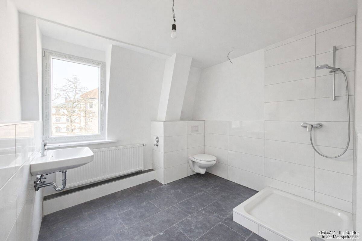 Erstbezug nach Sanierung - Große 1-Zimmer-Wohnung zentral gelegen – Nürnberg – Vorschaubild 3