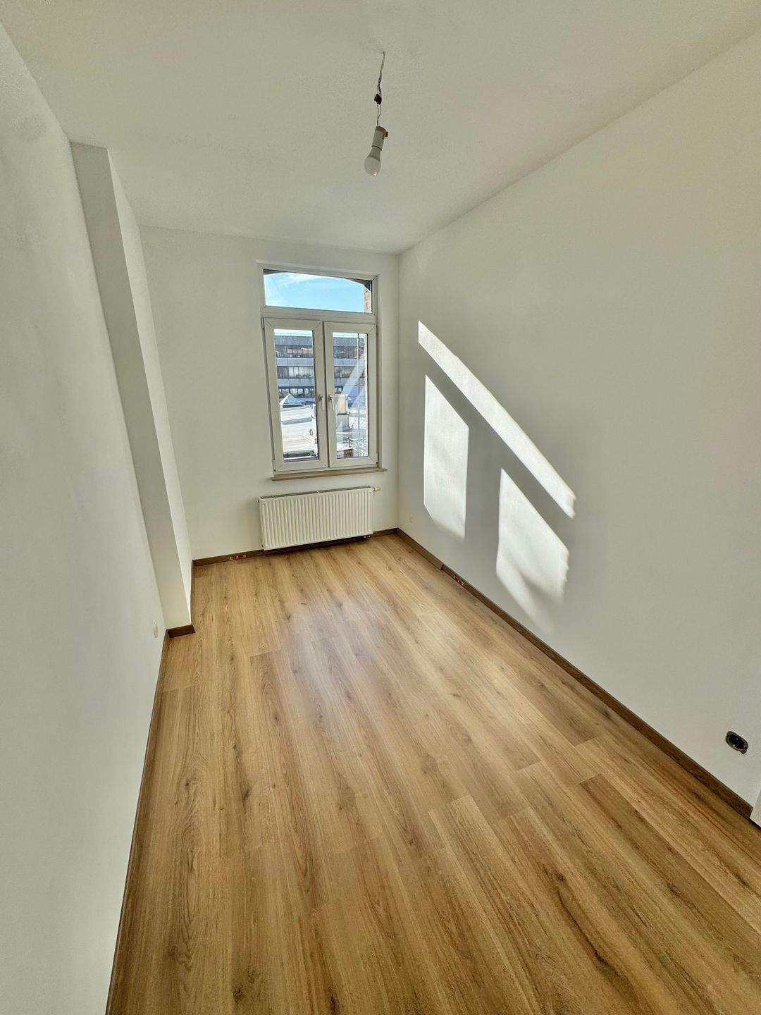 Freie moderne 3-Zi.-Altbauwohnung in Nürnberg nähe Opernhaus – Nürnberg – Vorschaubild 7