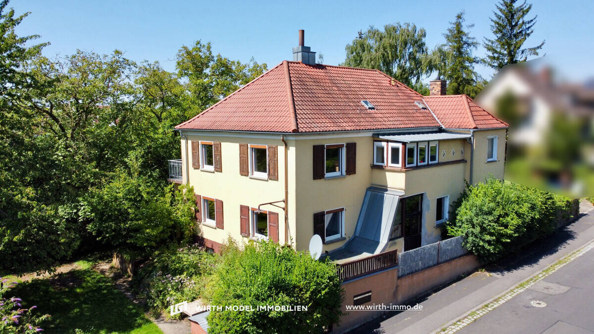 1.139 m² Grundstücksfläche mit Dreifamilienhaus und Doppelgarage an der Haardt – Schweinfurt – Vorschaubild 3