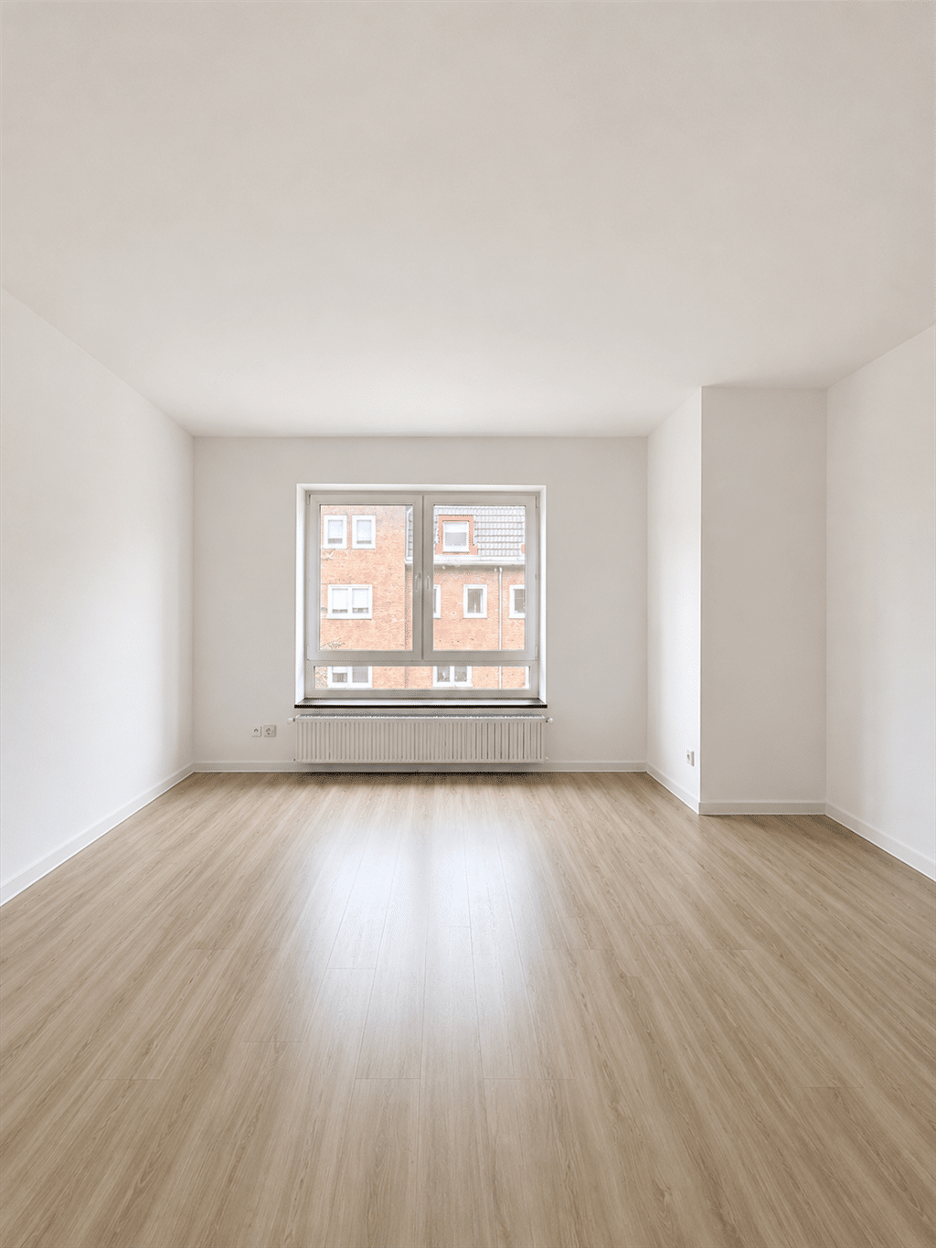 Renovierte Wohnung in Top Lage! Golzheim! Mit Küche! – Düsseldorf – Vorschaubild 2