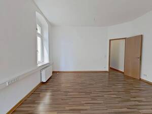 Herbstzauber fürs neue Zuhause - Einziehen, einkuscheln, Kaltmiete sparen: Weitläufige 4-Zimmer-Wohnung mit sonnigem BALKON – 39104 Magdeburg – Vorschaubild 4