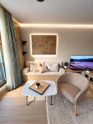 Erholung pur: Gepflegte Ferienwohnung mit Balkon, Tiefgaragenstellplatz und traumhafter Aussicht. – 94572 Schöfweg – Vorschaubild 8