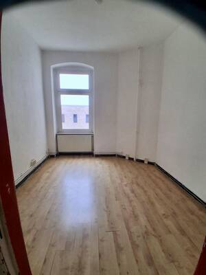 Sehr schöne sonnige WG. taugliche 5-R-Wohnung in MD-Altstadt ca.163im2 1.OG.zu vermieten. – 39104 Magdeburg – Vorschaubild 2