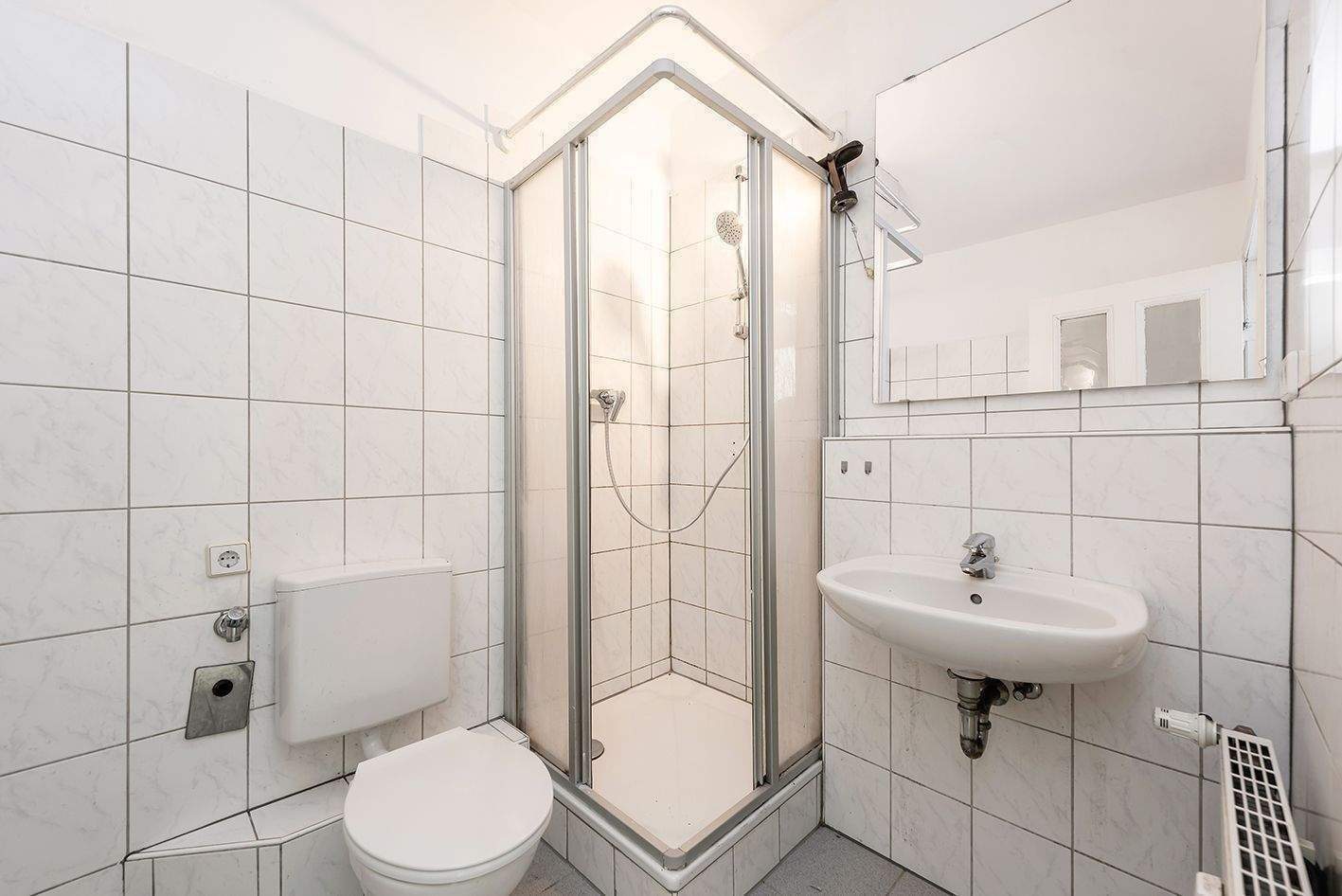Sofort bezugsfreie 1 Zimmer Wohnung im sanierten Altbau (kein Milieuschutz) – Berlin – Vorschaubild 4