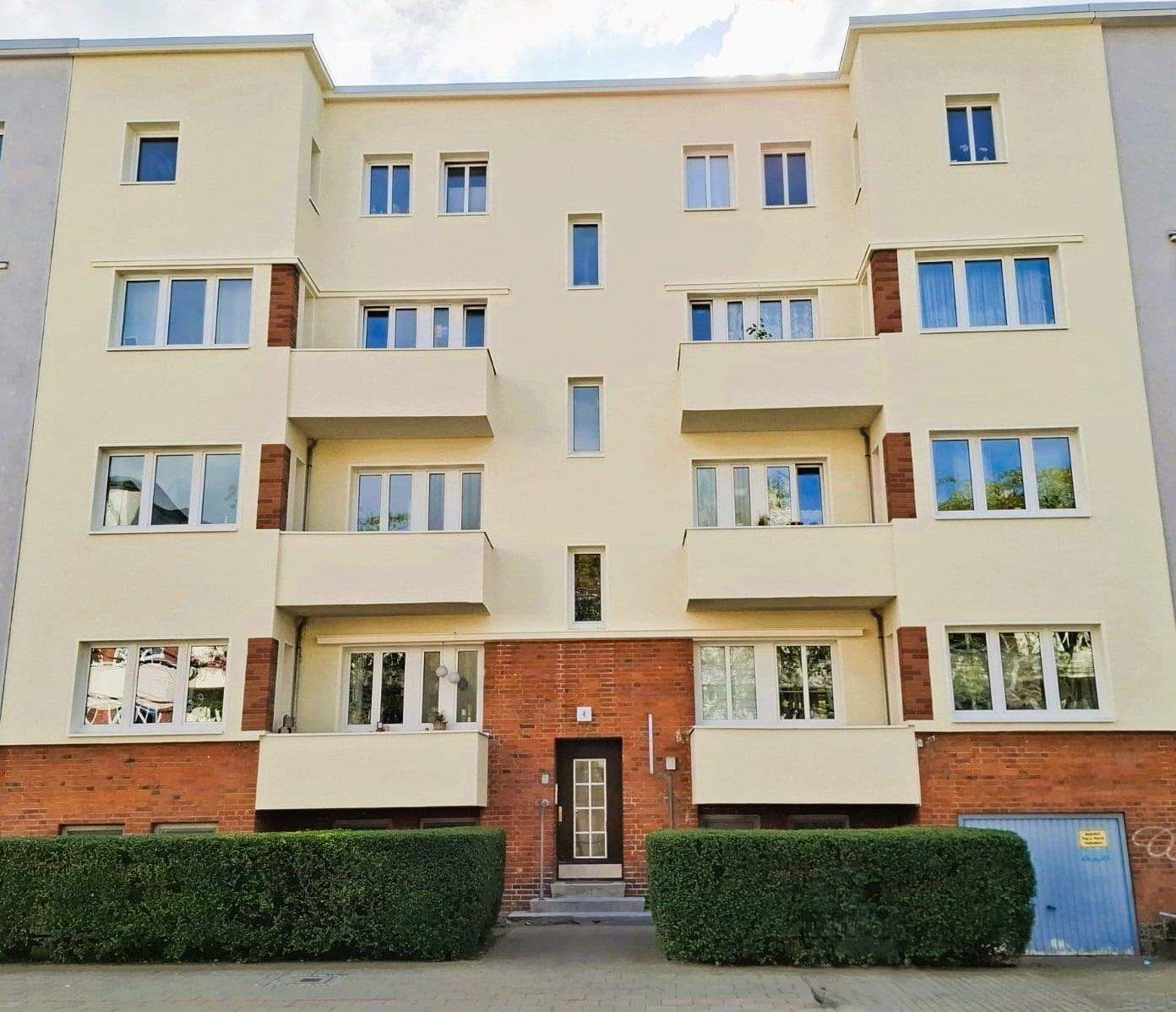 8 x ETW / 8 x GB / 3.360,- / m² – Rostock – Bild 1 von 9