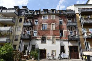 *Einzigartige 3-Raum-Altbau-Wohnung l Stuck l 2 Balkone l freier Blick ins Grüne!*