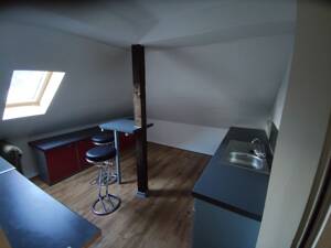 einfache Dachgeschosswohnung, 45m2 Grundfläche, ca. 34,5 m2 an liebe nicht rauchende Dame zu vermieten – 51109 Köln – Vorschaubild 8
