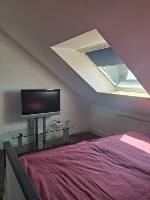 2 Zimmer Dachgeschoss-voll möbeliert – 18146 Rostock – Vorschaubild 2