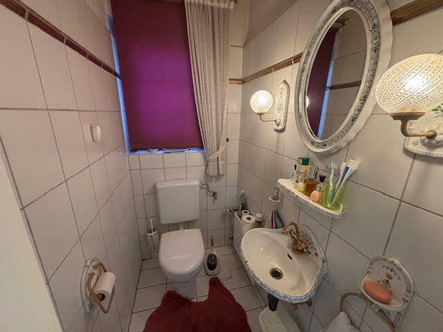 Doppelhaushälfte in Bad Oeynhausen-Werste mit *Wohnrecht*, Terrasse, Garage und Vollkeller – Bad Oeynhausen – Vorschaubild 6