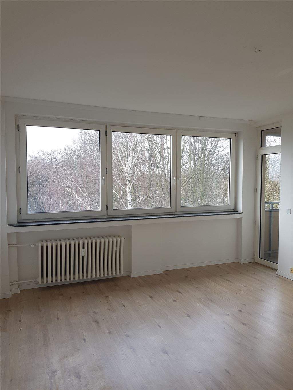 ***Schöne Wohnung mit Ausblick. Einziehen und Wohlfühlen.*** – Gelsenkirchen – Vorschaubild 2