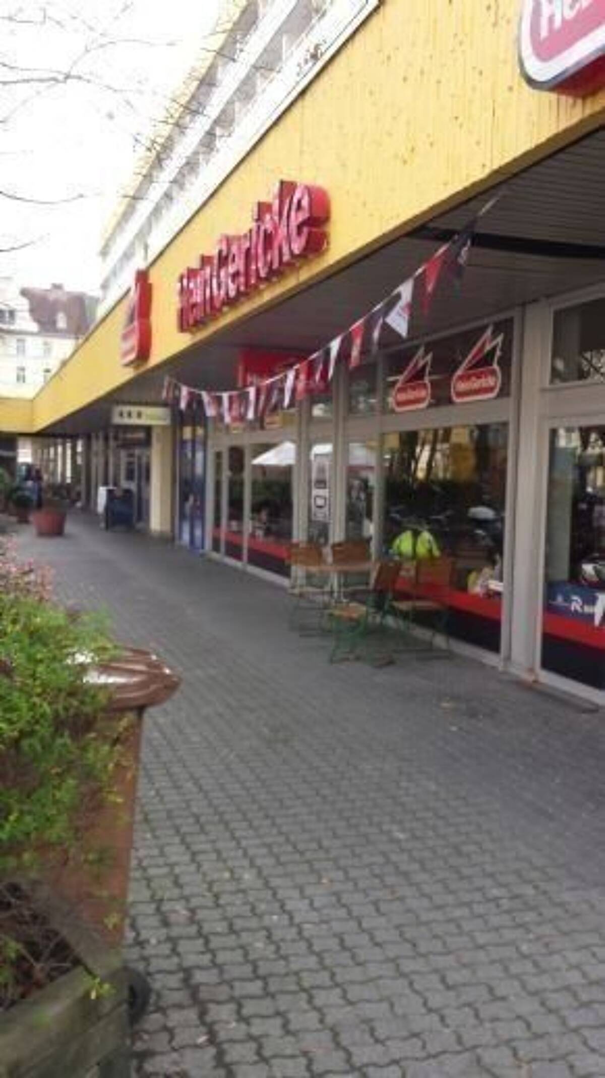 TOP KAPITALANLAGE JAHRES ! - ZWEI LADEN - IN HAUDHAUSEN - Langfristig Vermietet - ca. 358 m² ! – 81669 München – Bild 1 von 9