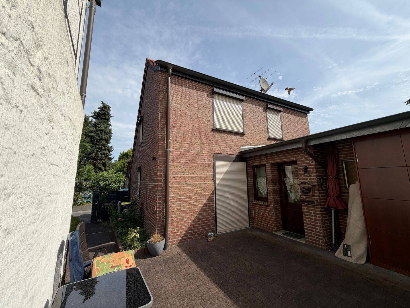 Gemütliches Einfamilienhaus mit 75 m² Wohnfläche und zwei Schlafzimmern zur Miete