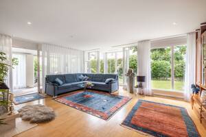 AIGNER - Gepflegtes Architektenhaus mit traumhaftem Garten in Aubing – 81243 München – Vorschaubild 2