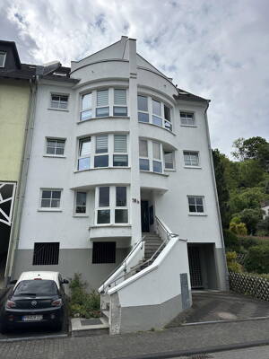 Gemütliche 2 Zimmer-Wohnung mit Balkon und Tiefgarage, provisionsfrei