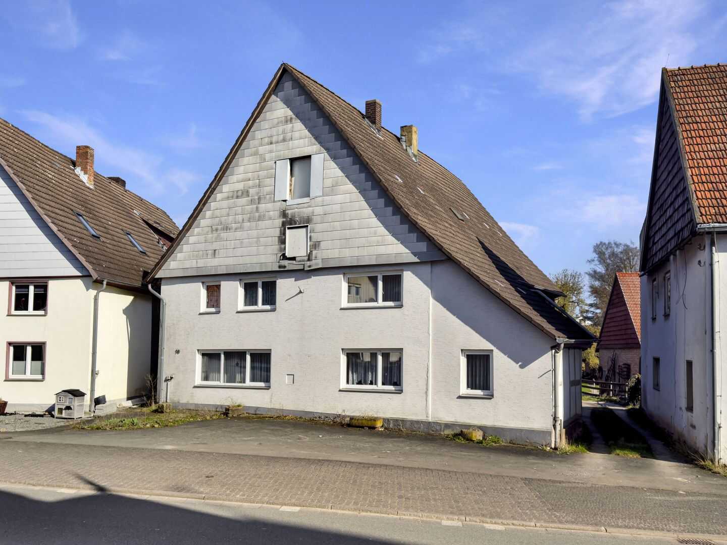Ein Zuhause für Mensch und Tier – Bad Arolsen – Bild 1 von 9