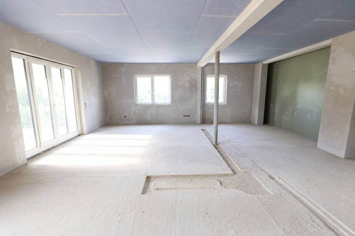 Exklusive Etagenwohnung mit ca. 209 m² Wohnfläche, zwei Loggien, Aufzug – 64285 Darmstadt – Bild 1 von 9