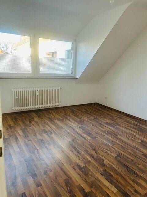 REDUZIERT !! Moderne 3 - Z.WHG mit NEUEM SUPERBAD, ohne Balkon – Krefeld – Vorschaubild 9