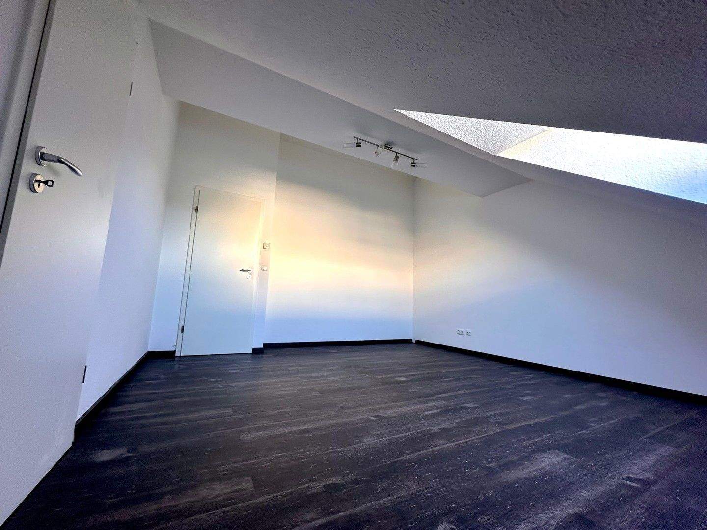 Reihenmittelhaus mit 181qm Wohn-Nutzfläche – Glienicke/Nordbahn – Vorschaubild 2