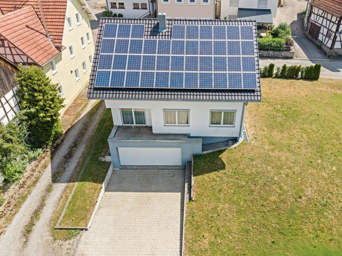 Traumhaftes, neuwertiges Einfamilienhaus in ruhiger Lage von Bisingen-Zimmern! – Bisingen – Vorschaubild 5