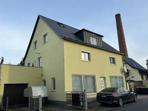 Mehrfamilienhaus Mehrgenerationenhaus in einzigartiger traumhafter Lage direkt an der Chemnitz