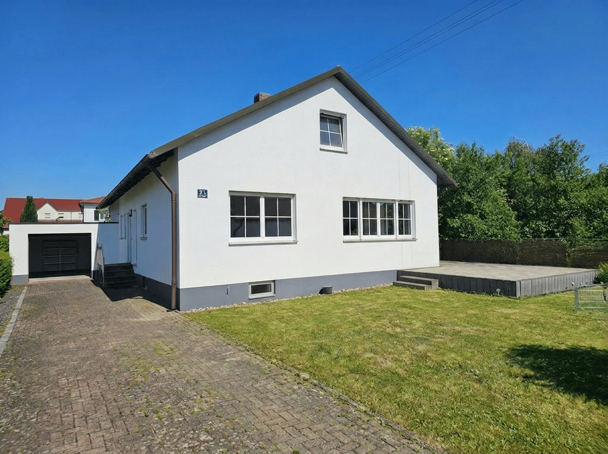 Freistehender Bungalow in beliebter Lage am Körnerplatz Ingolstadt mit großem Garten