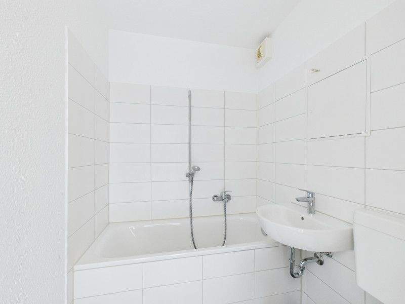 2-Raum-Wohnung mit Balkon auf dem südlichen Sonnenberg – Chemnitz – Vorschaubild 5