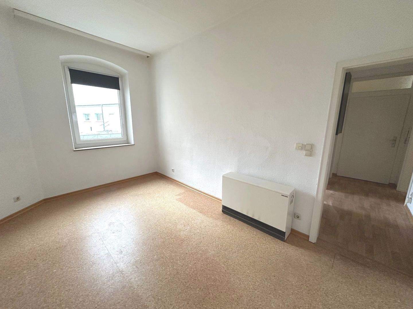 LIPPERT IMMOBILIEN PRÄSENTIERT: DA KOMMT MAN GERN HEIM... 3-ZIMMER - BALKON - IDEALE WOHLFÜHLWOHNUNG IN RUHIGER LAGE VON HUMMELSTEIN! – Nürnberg – Vorschaubild 8