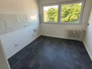 Top 2 Zimmer Wohnung in Wanheimerort mit Balkon – 47055 Duisburg – Vorschaubild 4