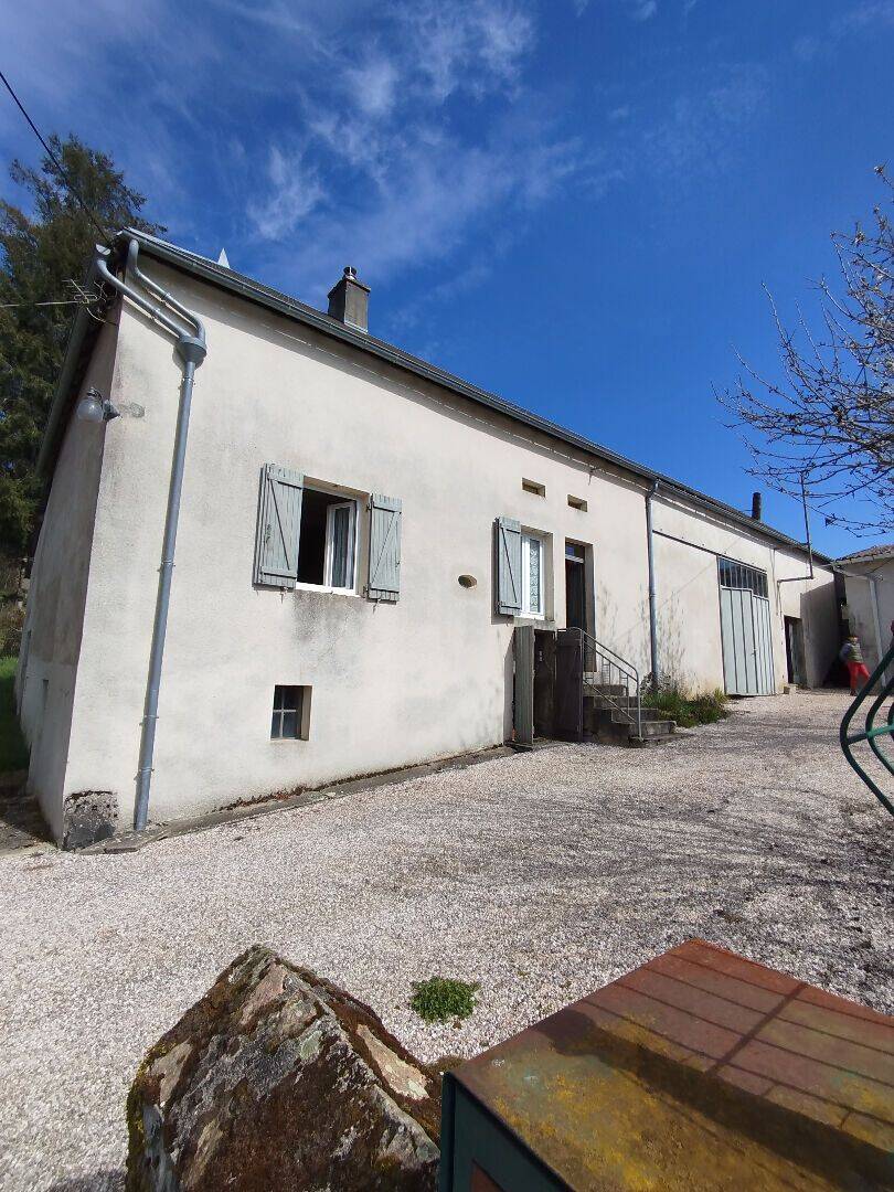 Maison 3 pièces 64 m² · à Cussy-en-Morvan · 64 m² · 142 000 €