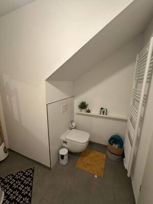 Traumhaft helle 4-Zimmer-Maisonettewohnung mit Balkon in 97076 Würzburg, Lengfeld – 97076 Würzburg – Vorschaubild 7