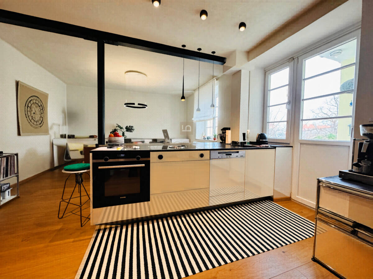 Stilvolle, komplett sanierte 3,5 ZKB, ca. 125 qm, Balkon, BULTHAUPTKÜCHE, ruhige Lage IN Altstadt