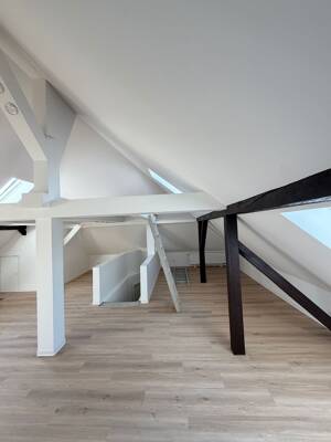 Loft Dachgeschoss Wohnung frisch saniert! – 1127 Dresden – Vorschaubild 4