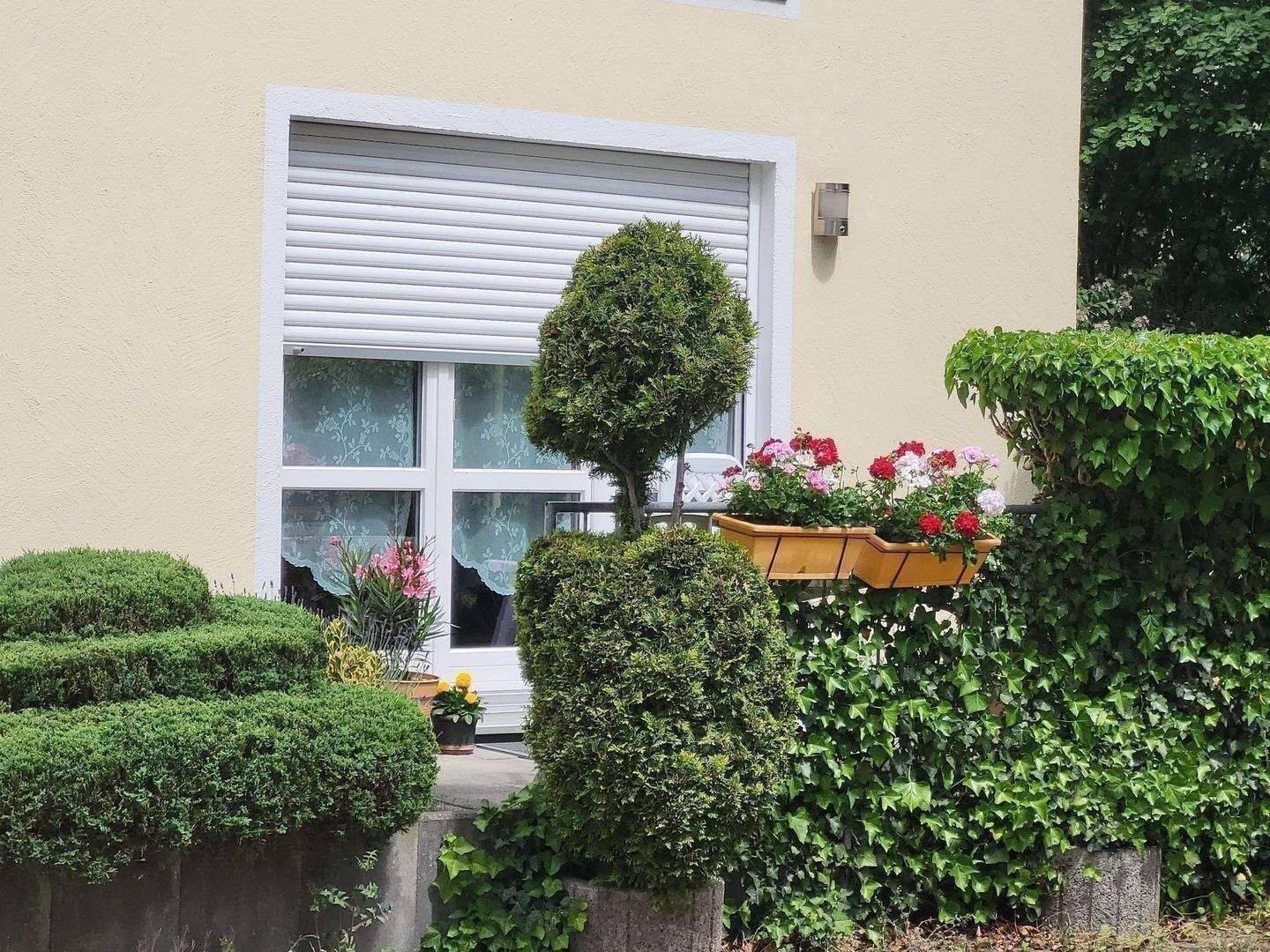 Lichtdurchflutete sonnige 2-R-Terrassenwohng. in ruhiger grüner Lage von Dresden-Cotta – Dresden – Vorschaubild 3
