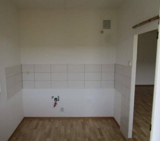 Praktische 3-Zimmer-Wohnung mit Balkon! – Dresden – Vorschaubild 4