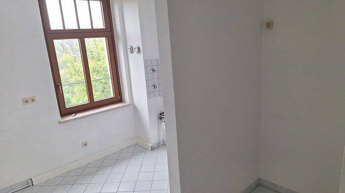 Exklusive 2 Raumwohnung mit modernen Duschbad und Balkon – Chemnitz – Vorschaubild 9