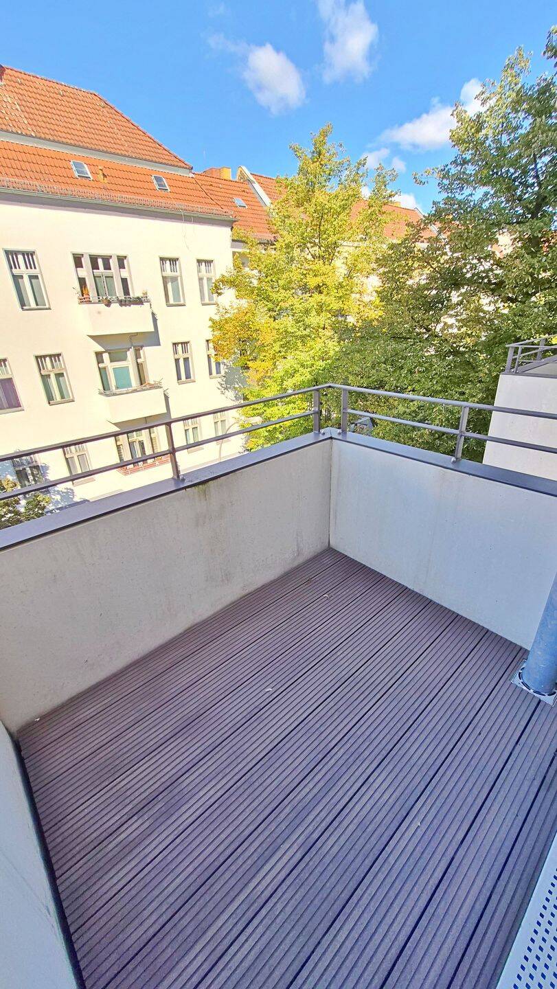 Schöne helle 2-Zimmerwohnung mit Balkon – Berlin – Vorschaubild 9