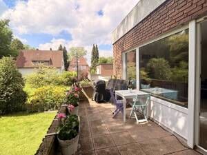 Kapitalanlage in Bielefeld: ca. 4,5 % Bruttorendite - 115 m², 4 Zimmer & zwei Südbalkone – 33604 Bielefeld – Vorschaubild 1