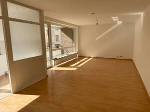 Bezaubernde moderne 2-Zimmerwhg.(72m²) mit Balkon und Lift, ca. 200m zum Maschsee