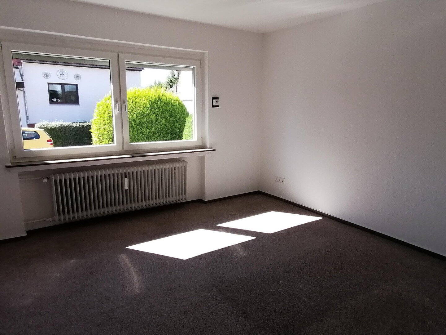 Freistehendes Einfamilienhaus mit großem Garten in Wennigsen OT Bredenbeck – Wennigsen (Deister) – Vorschaubild 3