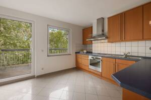100 m² über den Dächern von Düsseltal - Maisonette mit zwei Balkonen in Szenelage von Düsseldorf – 40237 Düsseldorf – Vorschaubild 9