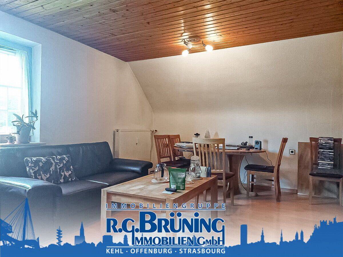 Schön geschnittene 2-Zimmer Dachgeschosswohnung im Herzen von Durbach