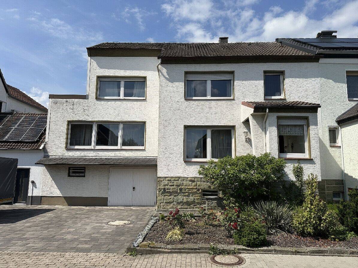 Platz zum Spielen, Leben und Wohlfühlen: Familienfreundliche DHH mit großem Garten in Welver!