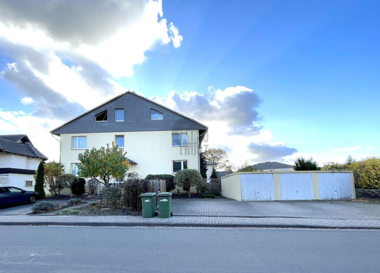 KAPITALANLAGE MIT ZUKUNFT: SOLIDES MEHRFAMILIENHAUS MIT 6 EINHEITEN IN RUHIGER LAGE – Danndorf – Vorschaubild 2