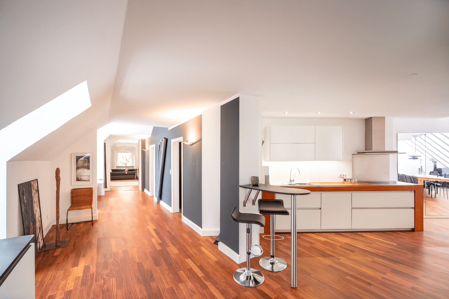 KENSINGTON - Exklusiv - Komfort trifft Exklusivität - Dachgeschoss mit Liftzugang – München – Vorschaubild 6
