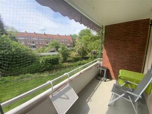 Helle 3-Zimmer-Wohnung mit sonniger Loggia in grüner Wohnlage im Bremer Süden