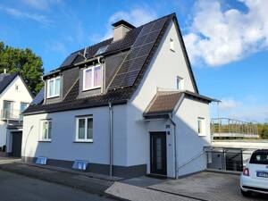Großzügiges Einfamilienhaus mit Dachterrasse und traumhaften Waldblick in Wetter-Grundschöttel