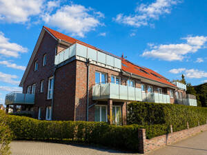 OLDENBURG | OSTERNBURG - Moderne Dachgeschosswohnung in toller Lage! – 26135 Oldenburg – Vorschaubild 2