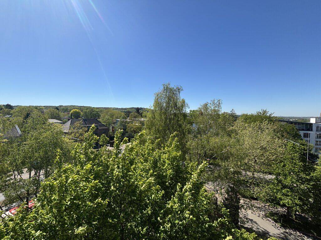 Sanierte 3-Zimmerwohnung mit traumhaftem Fernblick und TG-Stellplatz zwischen Steppenberg & Klinikum – Aachen – Vorschaubild 6