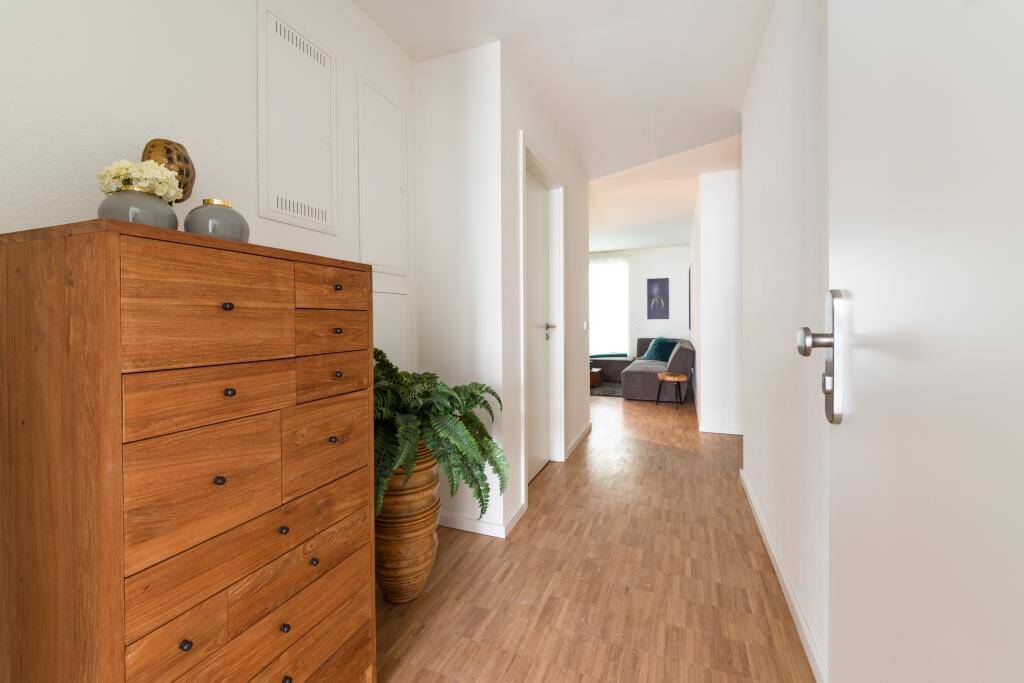 Bei VIVAWEST die Sonnenstrahlen auf dem eigenen Balkon genießen. – Mönchengladbach – Vorschaubild 8